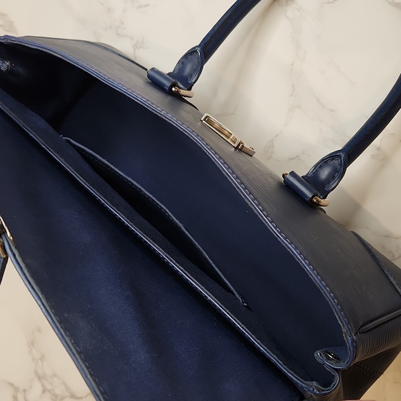 Louis Vuitton Epi Leather Blue Segur PM - Picture 13 of 16